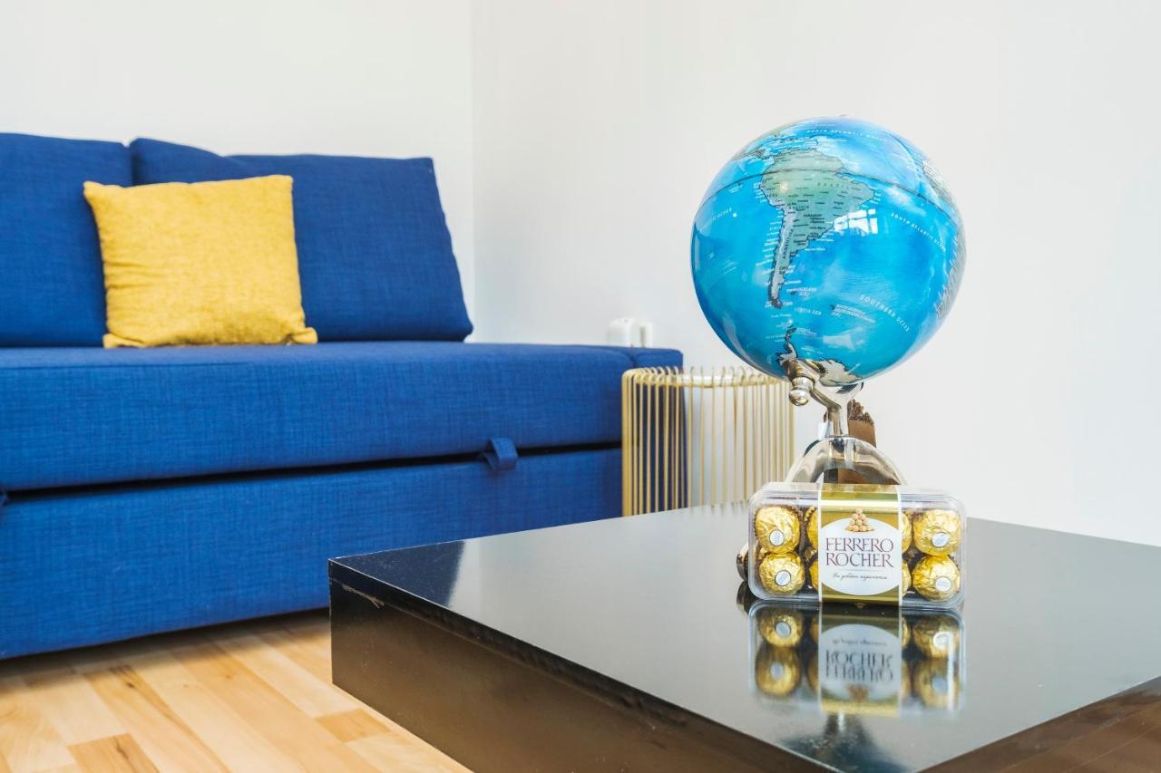 Spacious 3 Bed 1 Bath Hse W Guest Toilet W Parking Near Excel - E16 London Bagian luar foto